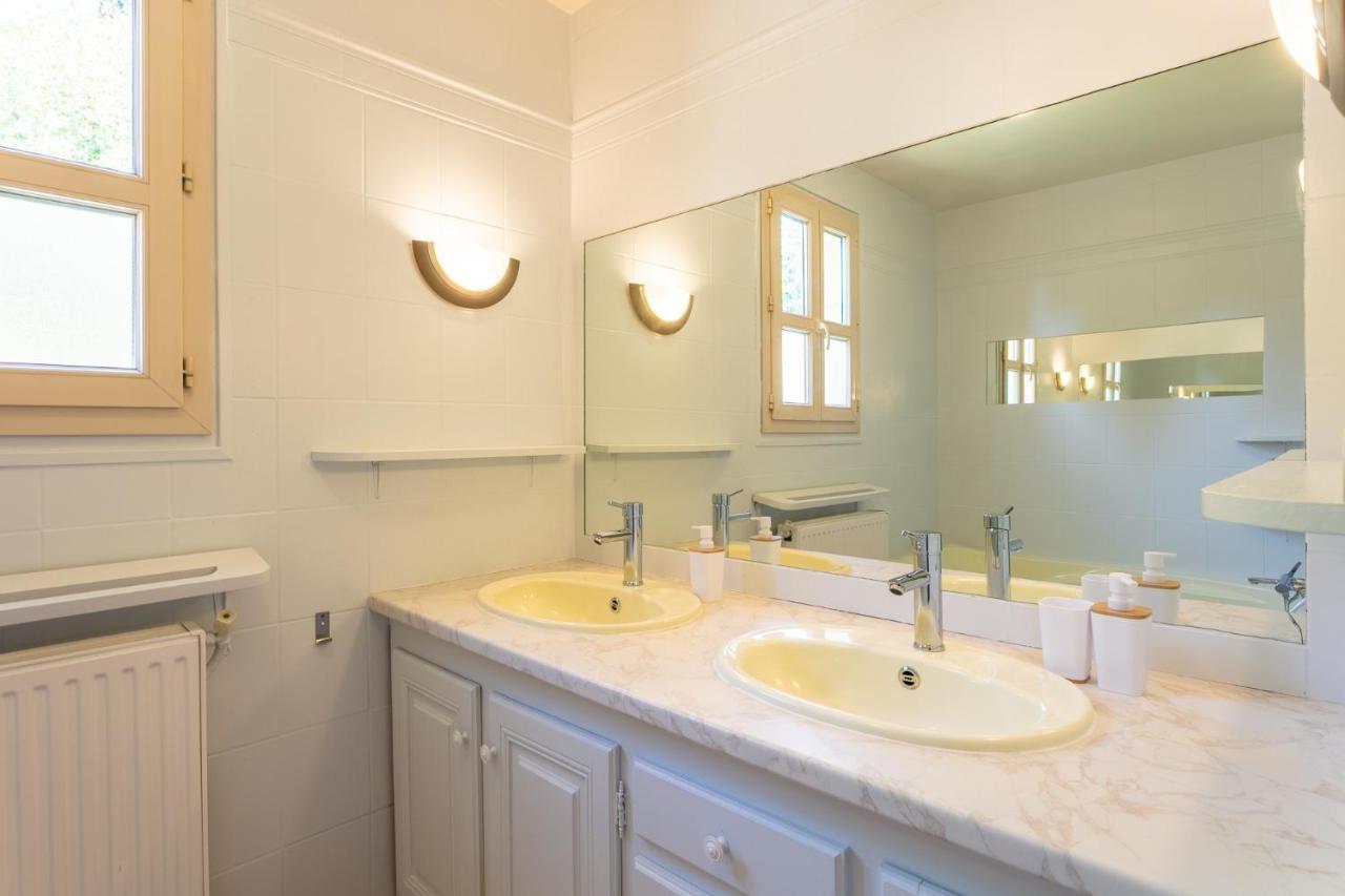 Вилла Wonderful House In Sarlat Center With Heated Pool & Jaccuzi Экстерьер фото