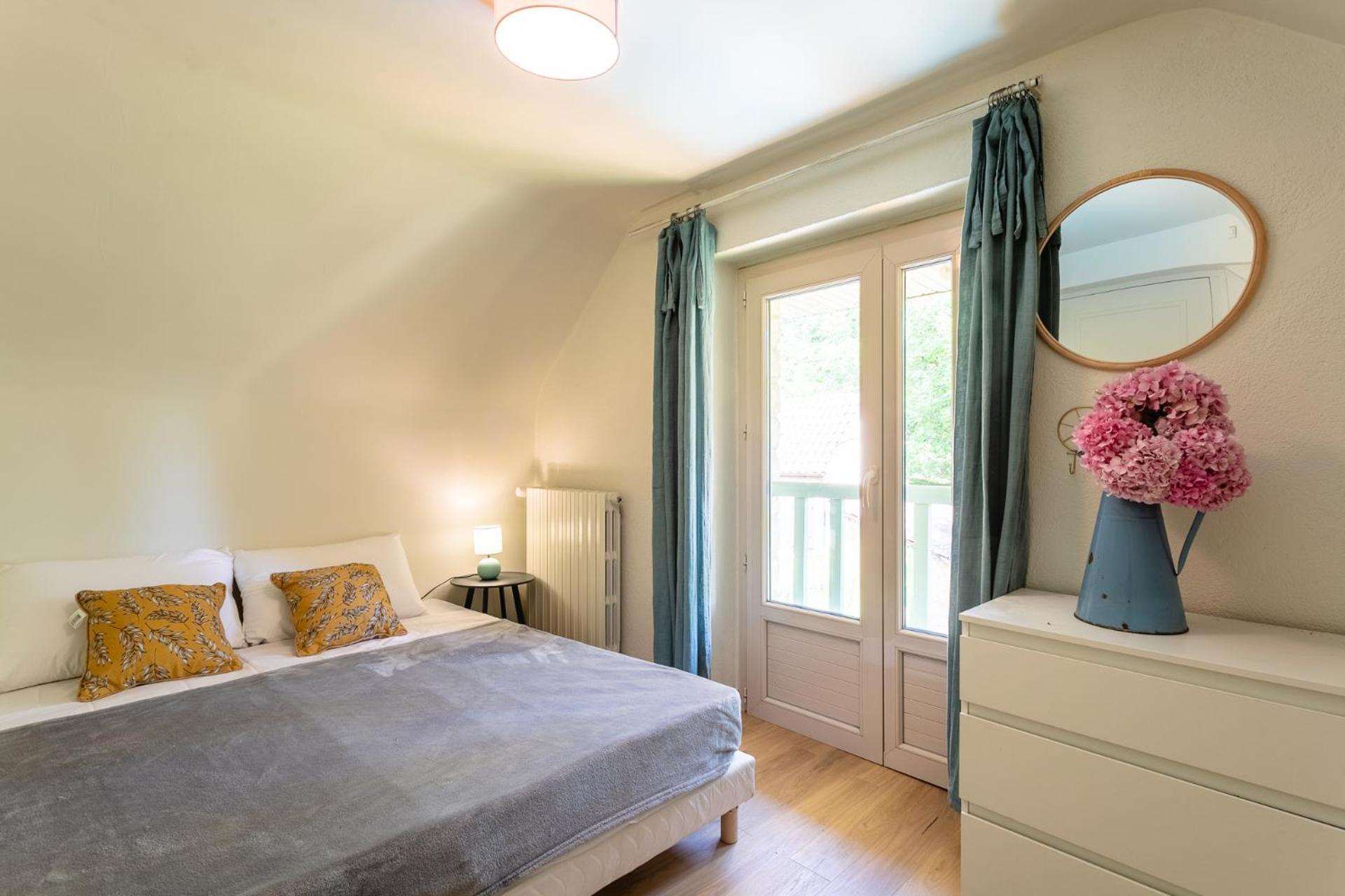 Вилла Wonderful House In Sarlat Center With Heated Pool & Jaccuzi Экстерьер фото